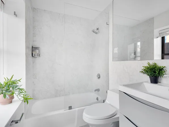 186 West 80th Street image 5 of 8