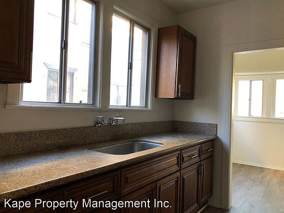2nd image of 1403 W 35th St #9316628