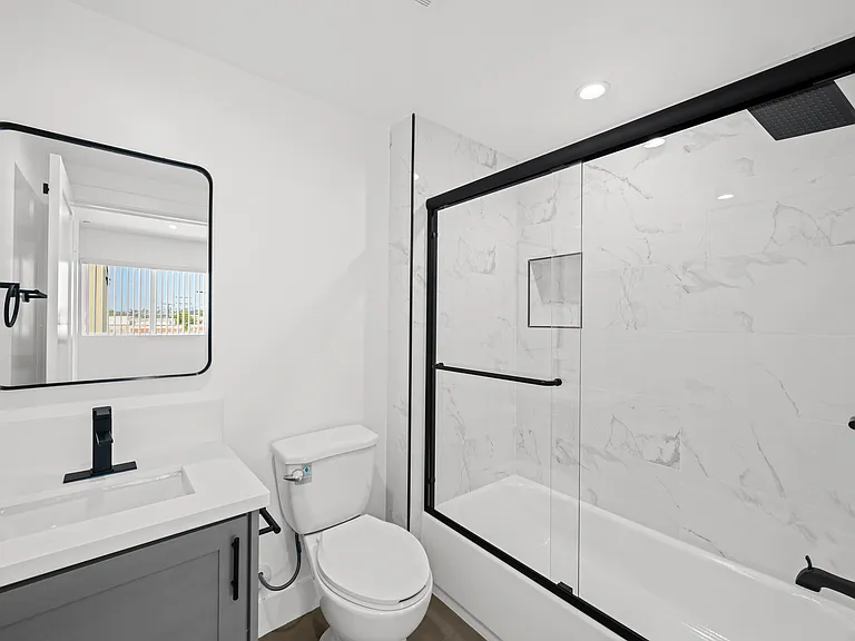 3019 Somerset Dr — Photo 16