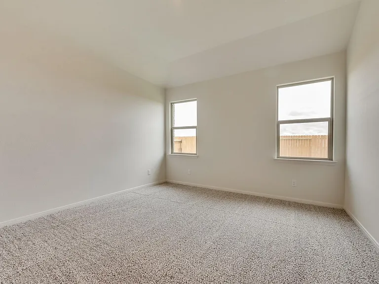 833 Serena Dr — Photo 19