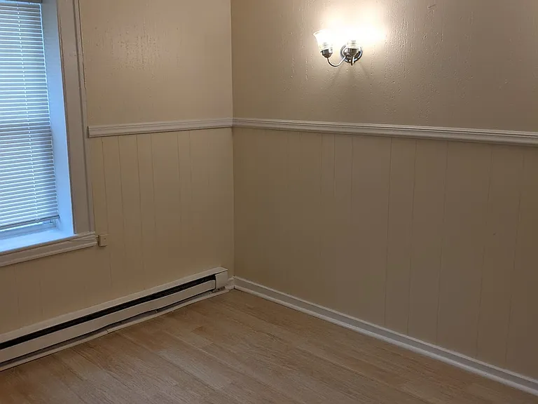 288 Walnut St #1 — Photo 11