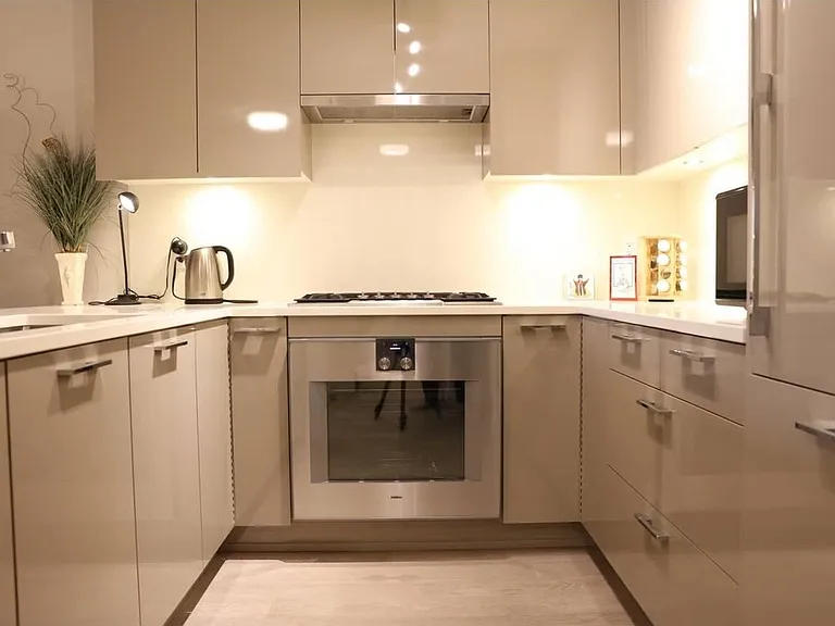 4488 Cambie St #306 — Photo 1