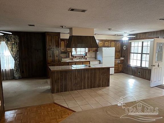 5th image of 5925 Ferhudson Ln
