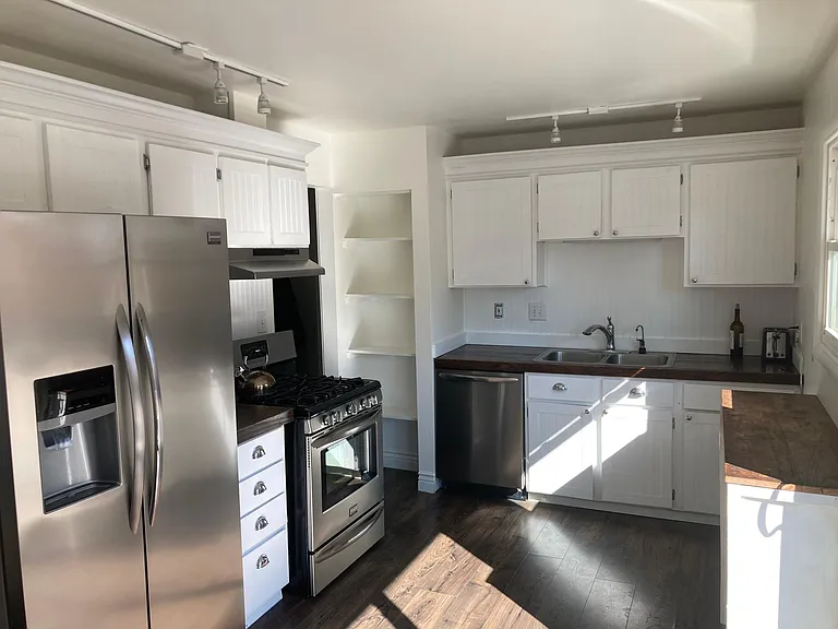 18446 W 59th Dr — Photo 12
