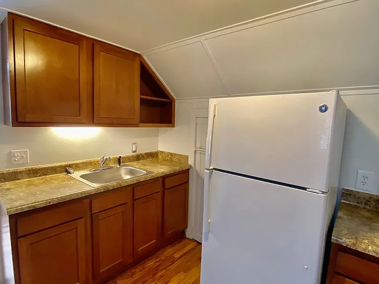 419 Washtenaw Rd — Photo 3