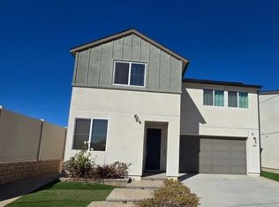 220 Paddock Ln, Fallbrook, CA 92028