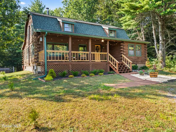 112 Ingersoll Road, Saratoga Springs, NY 12866