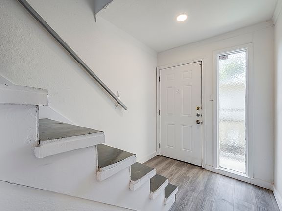 3rd image of 4330 Bowser Ave APT 202