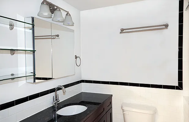 Rented by Compass | media 52