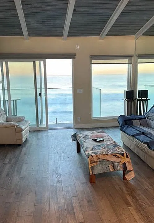 1546 Seacoast Dr