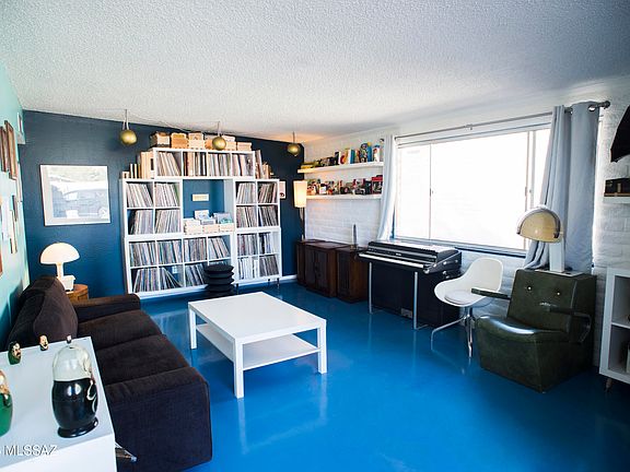 4th image of 2825 W Calle Carapan