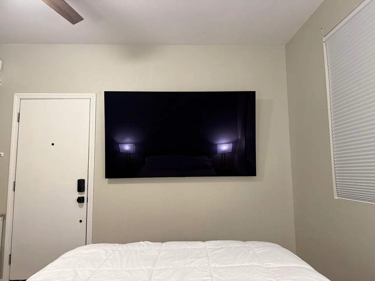 1025 Rosalinda Dr — Photo 3