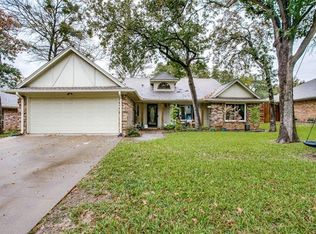 7513 Woodhaven Dr, North Richland Hills, TX 76182
