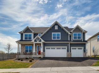 468 Woodland Chase Ln, Vernon Hills, IL