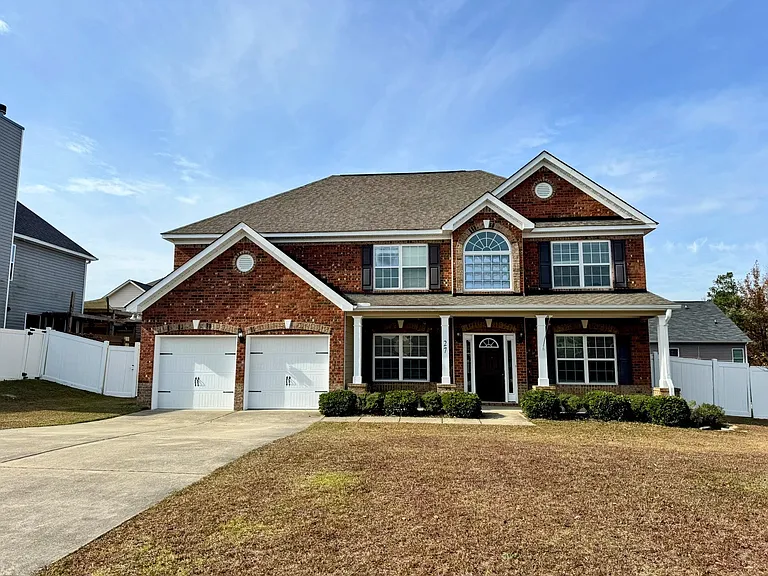 27 Fort McClary Ct — Photo 1