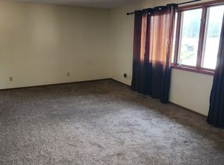 1722 Seneca Street - 7, Webster City, IA 50595