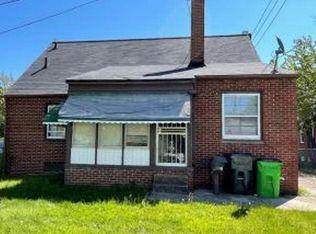 2048 Miramar Blvd, South Euclid, OH 44121