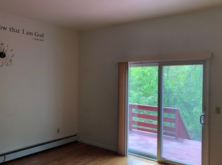 149 Woodland Dr #A, Uncasville, CT 06382