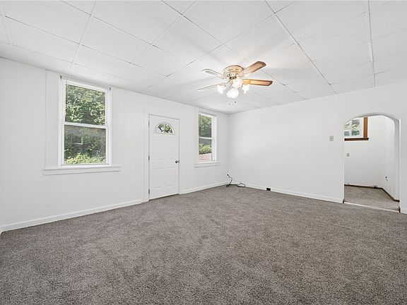 2nd image of 731 Chartiers Ave
