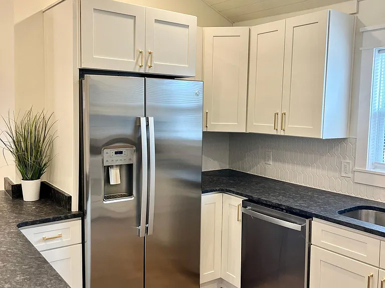 301 Silver Pl — Photo 10