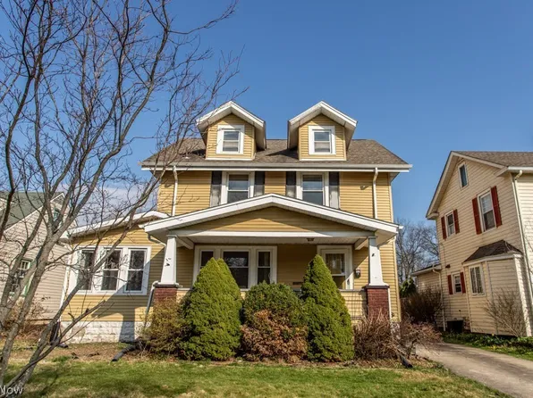 167 Oak Knoll Ave SE, Warren, OH 44483