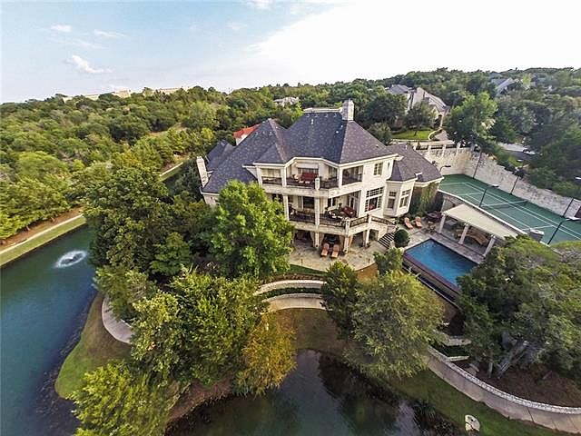 1st image of 2712 Mark Twain Ct