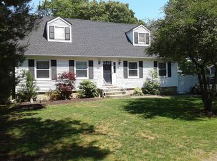 65 Tonopan St, Mastic, NY 11950