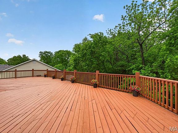 2nd image of 1412 Apple Ridge Ct