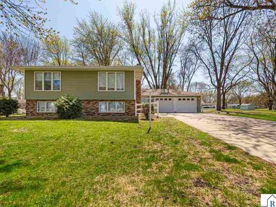 751 Lakeside Dr, Gaylord, MN, 55334