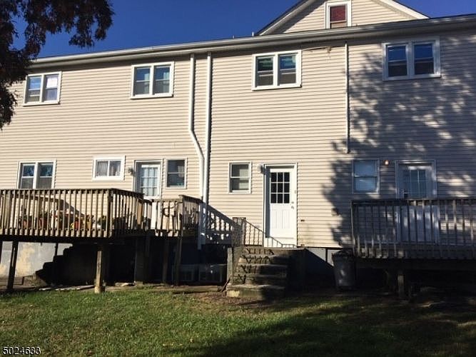 2nd image of 900-906 Schley Ave