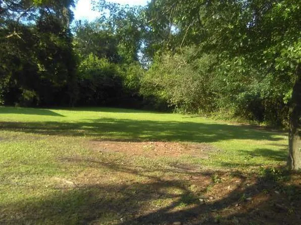 4905 Ivanhoe Road, Wilmington, NC 28411