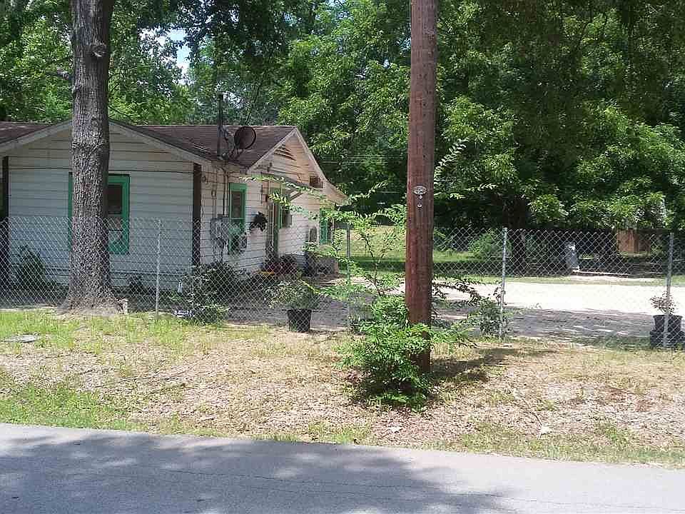 2nd image of 1001 N 3rd St