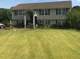 9 Molloy Rd, Wilmington, MA 01887