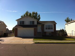 1719 N 2275 W, Clinton, UT 84015
