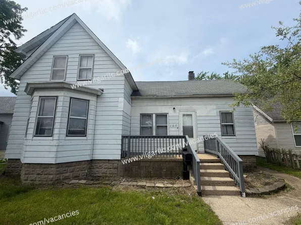 109 Columbia St, Michigan City, IN 46360