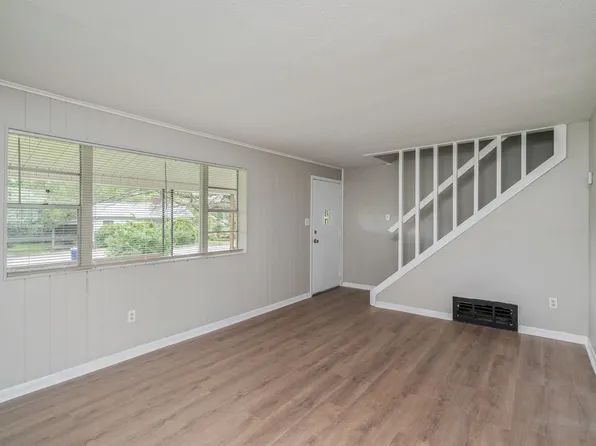 (ACH) Pennsylvania Avenue (Apts 1 - 8) - 310, 310 Pennsylvania Ave, Oak Ridge, TN 37830