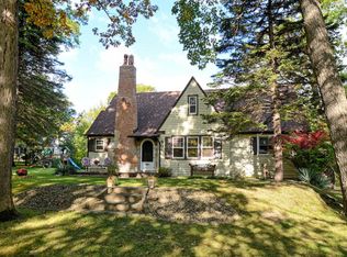 804 High St, Willow Springs, IL 60480