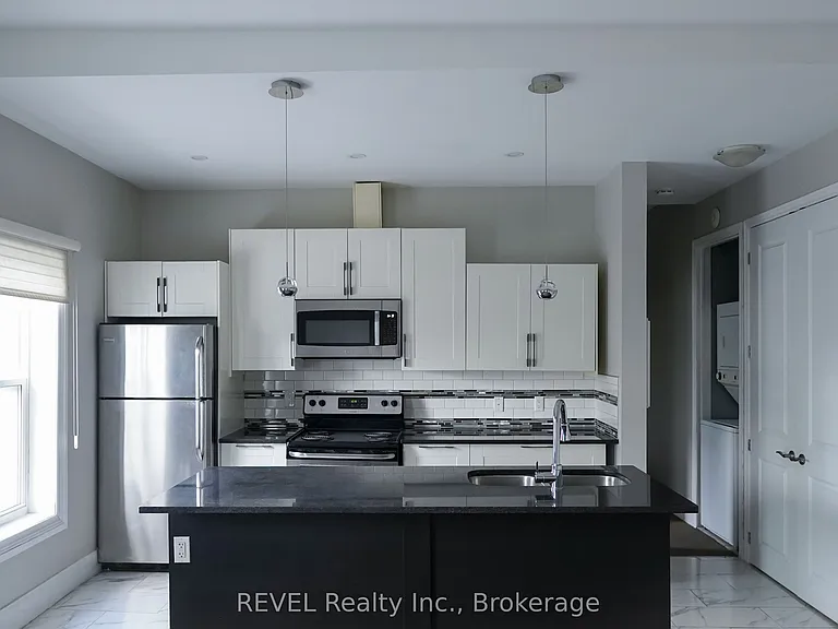 18 Clairmont St #2 — Photo 1