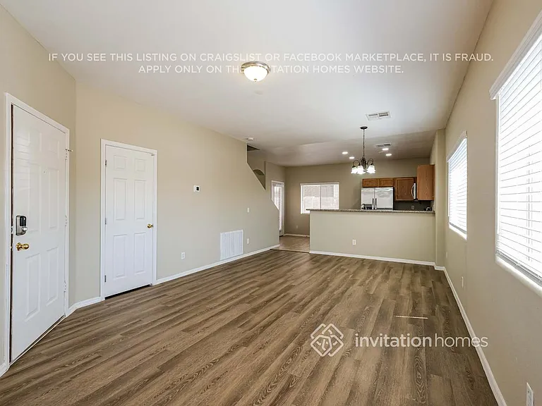 7213 S 8th St — Photo 5