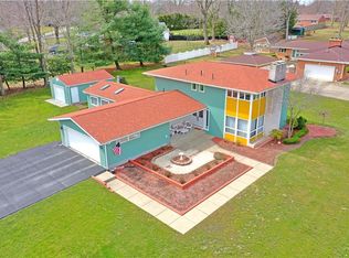 7180 Lee Rd NE, Brookfield, OH 44403