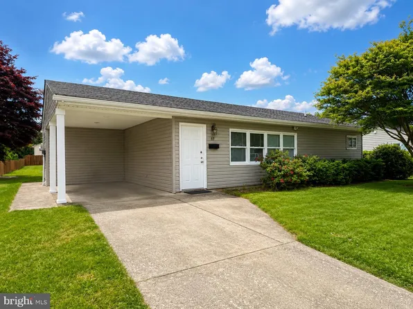 69 McDaniel Dr, Dover, DE 19901