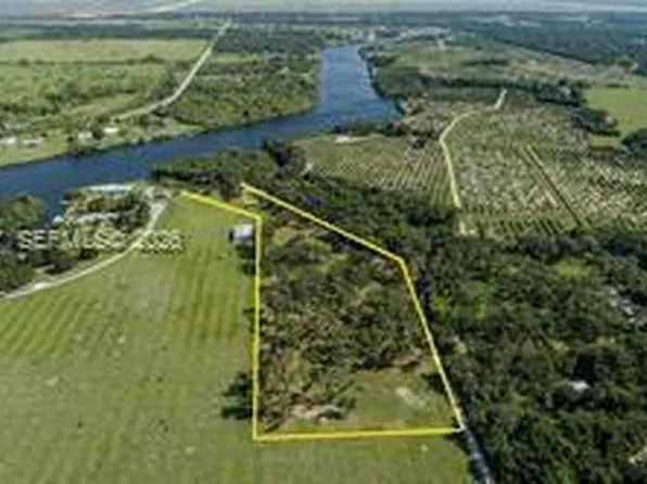 5247 County Road 78, Labelle, FL 33935