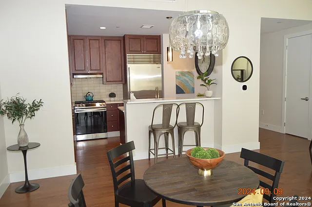 610 E Market St #2803 — Photo 15