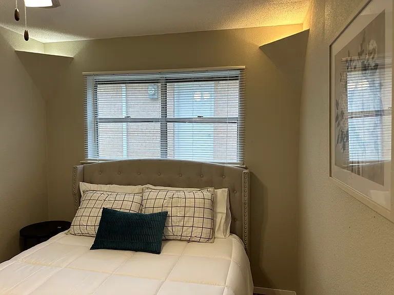 1607 Sagebrush Trl — Photo 60