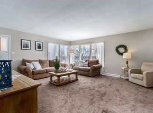 18775 Rolling Meadow Ct, Brookfield, WI 53045