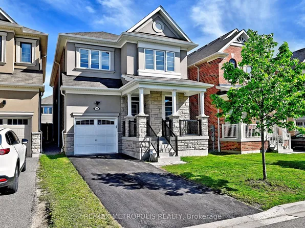 82 Westfield Dr, Whitby, ON L1P 0E9