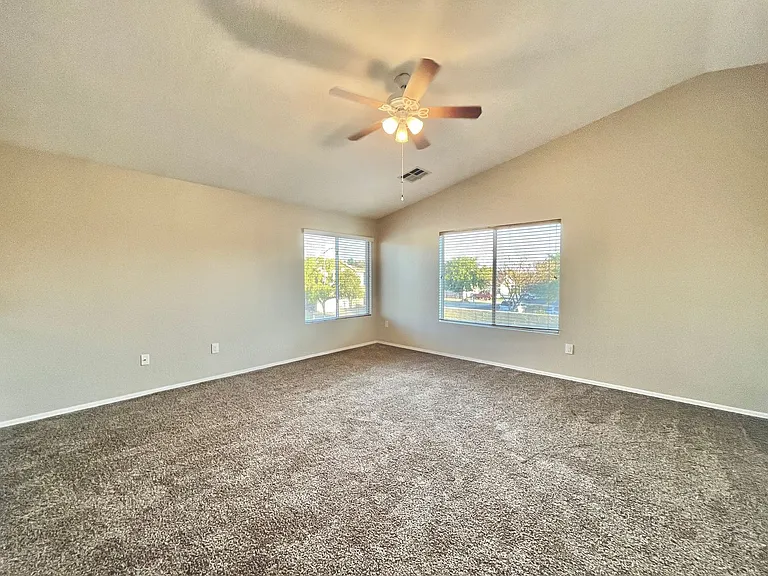 7253 W State Ave — Photo 14
