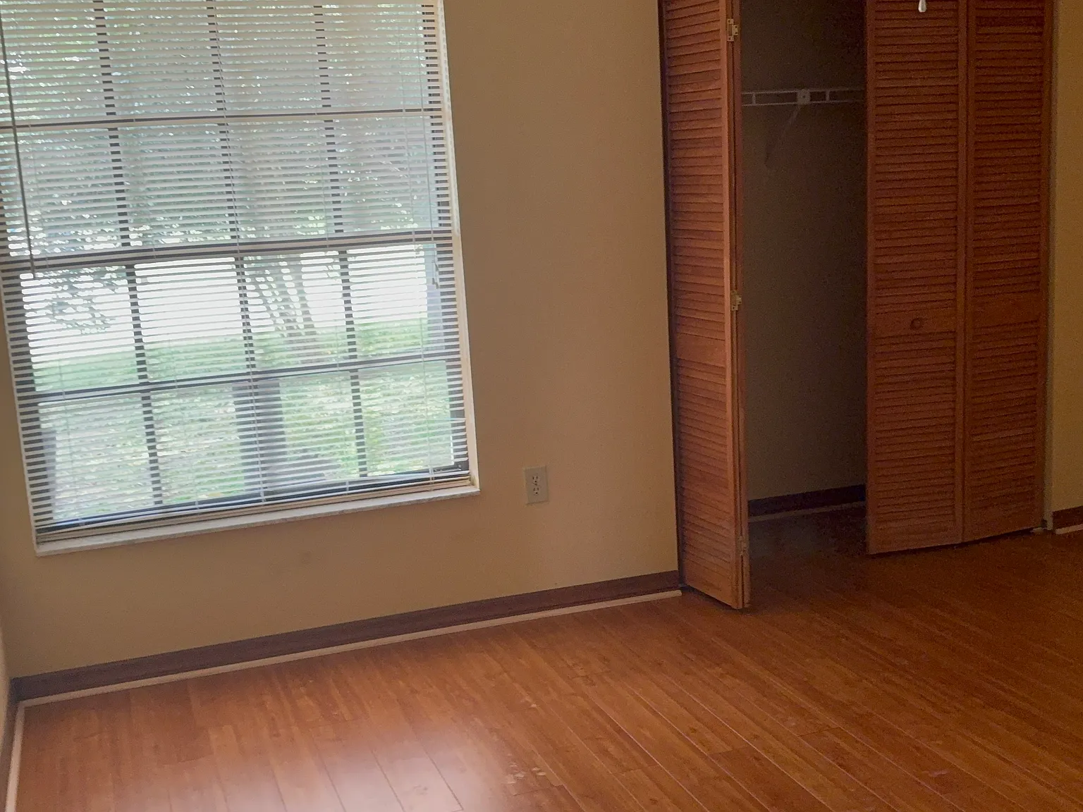 2277 Pomeroy Rd — Photo 3