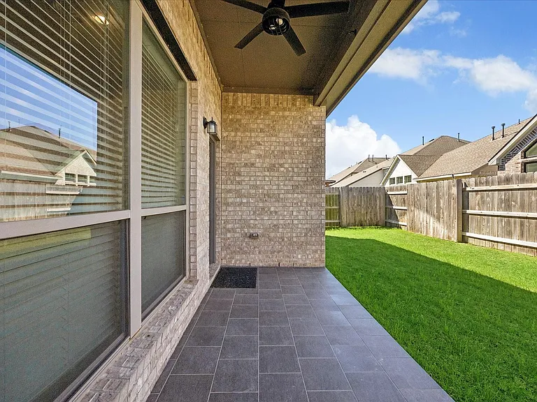 7043 Coneflower Creek Ct — Photo 18