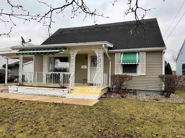 804 S Lombardy Dr, South Bend, IN 46619